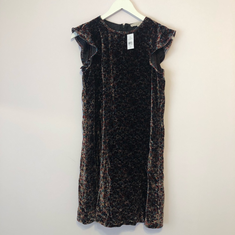 Short velvet floral dress